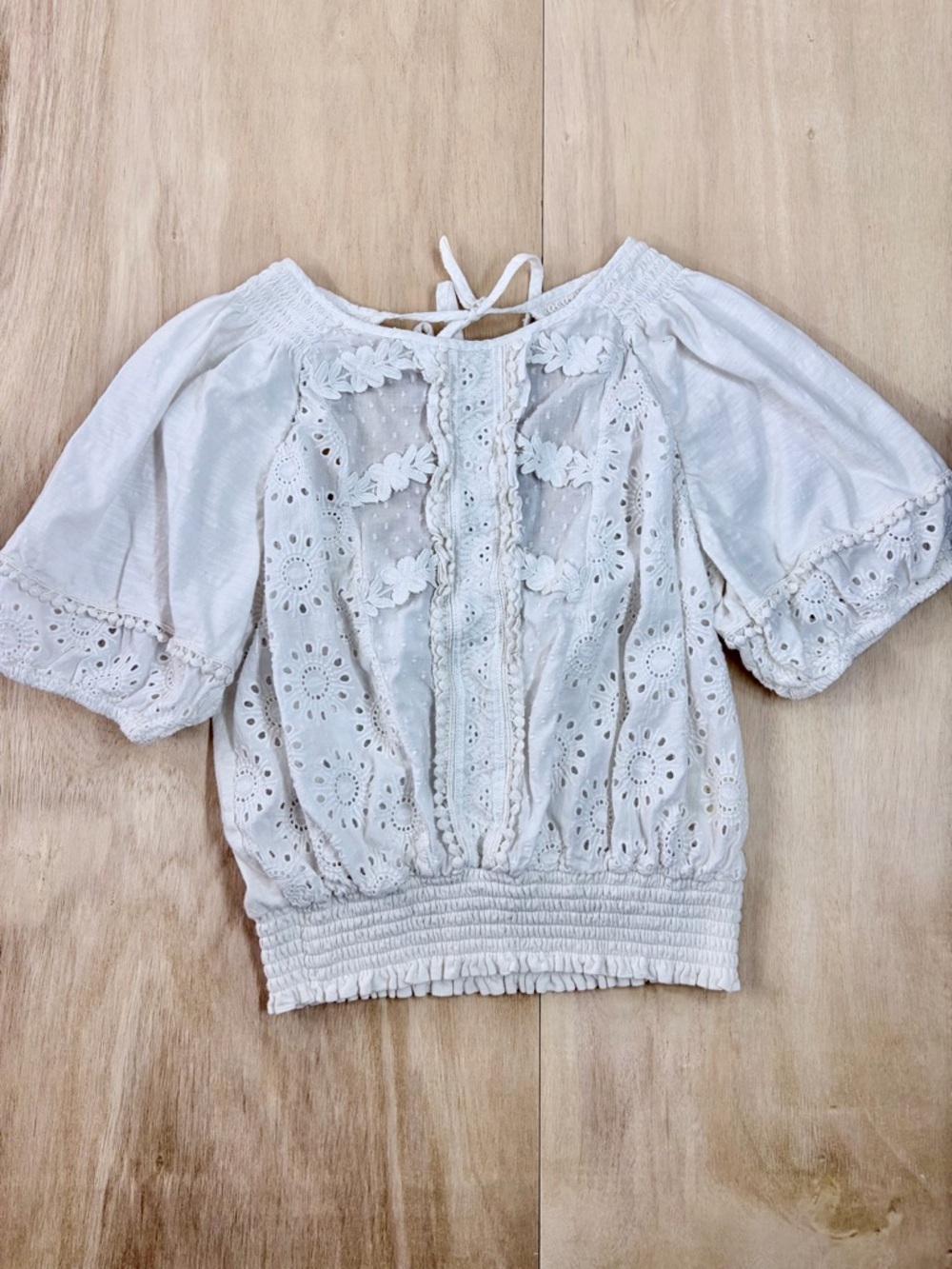 Anthropologie Porridge "Freya" White Eyelet Smocked Off-Shoulder Top - S - Picture 4 of 15